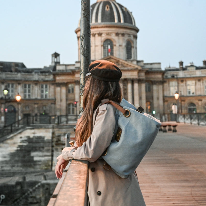 Louvres (Medium)